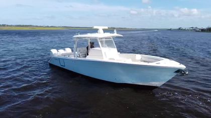 35' Cobia 2020