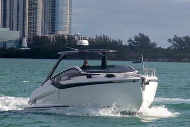 34' Fairline 2023