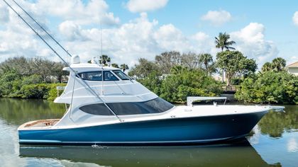 63' Hatteras 2018