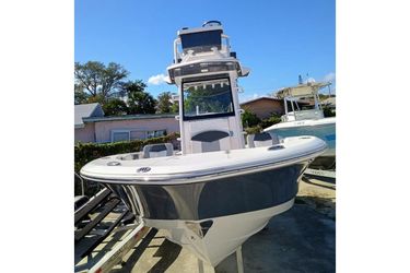 27' Robalo 2023