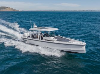 37' Axopar 2018
