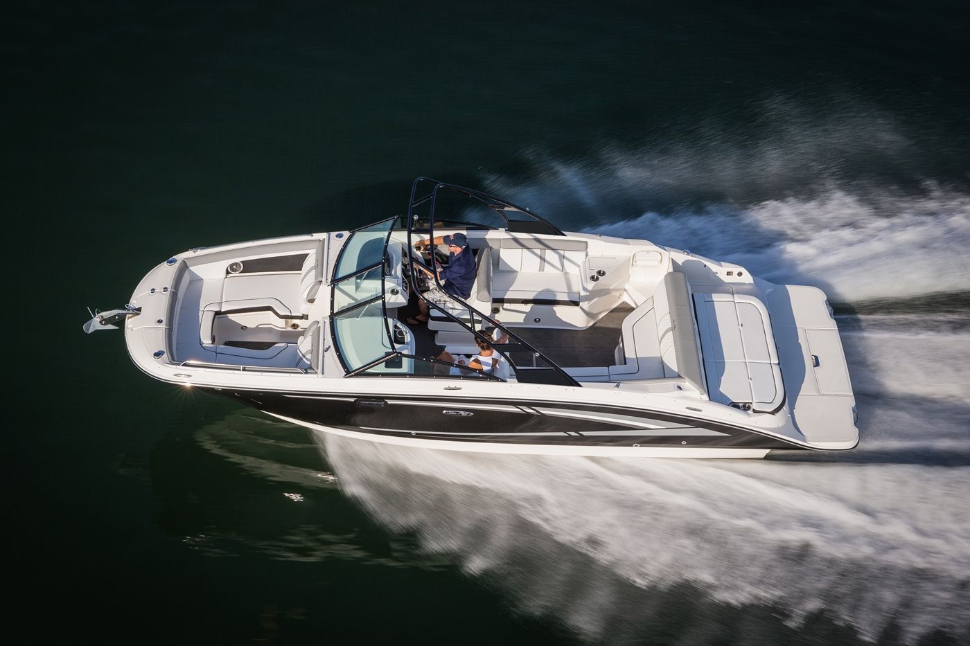 Катер Sea ray 270 Sundeck