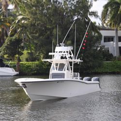 36' Invincible 2011