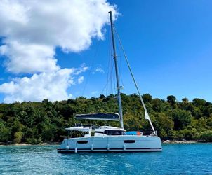 44' Fountaine Pajot 2021