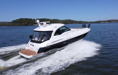 43' Cruisers Yachts 2009