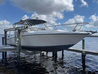 35' Contender 2001