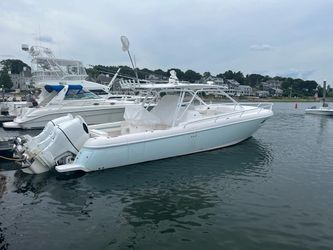 37' Intrepid 2018
