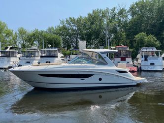 35' Sea Ray 2018