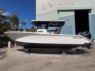32' Sea Pro 2024