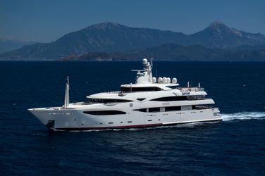 186' Crn 2008 Yacht For Sale