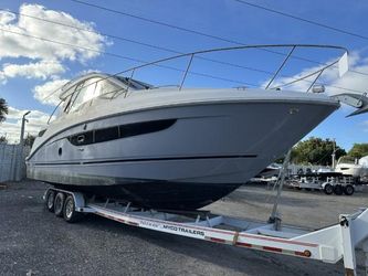 35' Sea Ray 2017