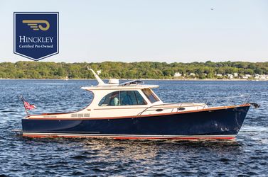 37' Hinckley 2018