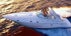Cruisers Yachts 4270 Esprit
