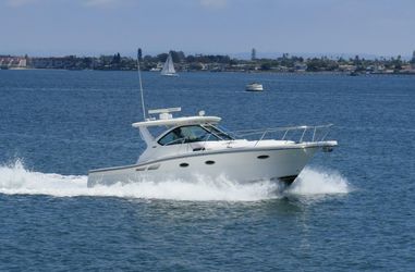 32' Tiara Yachts 2004