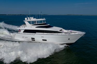 75' Hatteras 2018