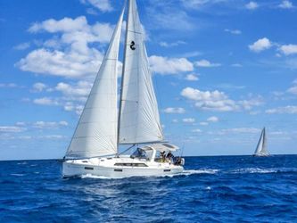 41' Beneteau 2017