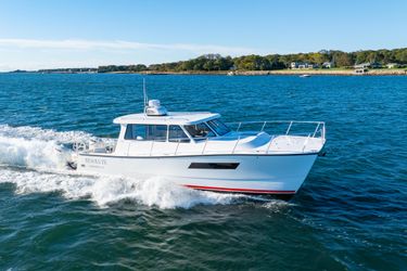 35' Cape Powercat 2020