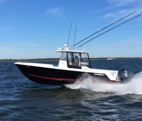 35' Contender 2013