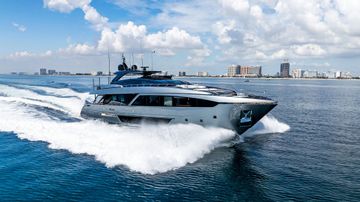 110' Riva 2020