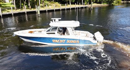 35' Boston Whaler 2020