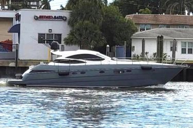 50' Pershing 2004 Yacht For Sale