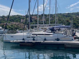44' Jeanneau 2011