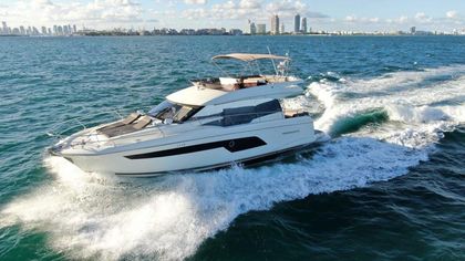 53' Prestige 2018