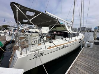 43' Beneteau 2012