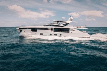 105' Azimut 2025