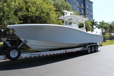 36' Yellowfin 2018