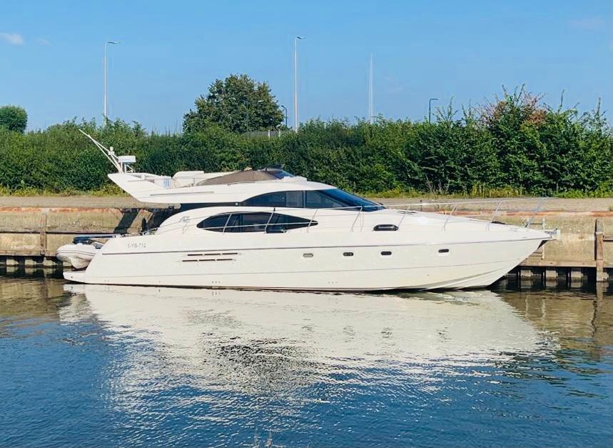 Yacht for Sale | 53 Azimut Yachts KUDELSTAART, Netherlands | Denison ...