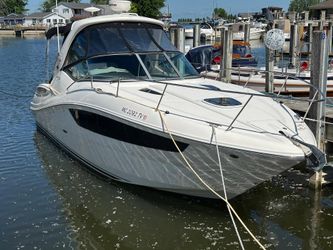 33' Sea Ray 2016