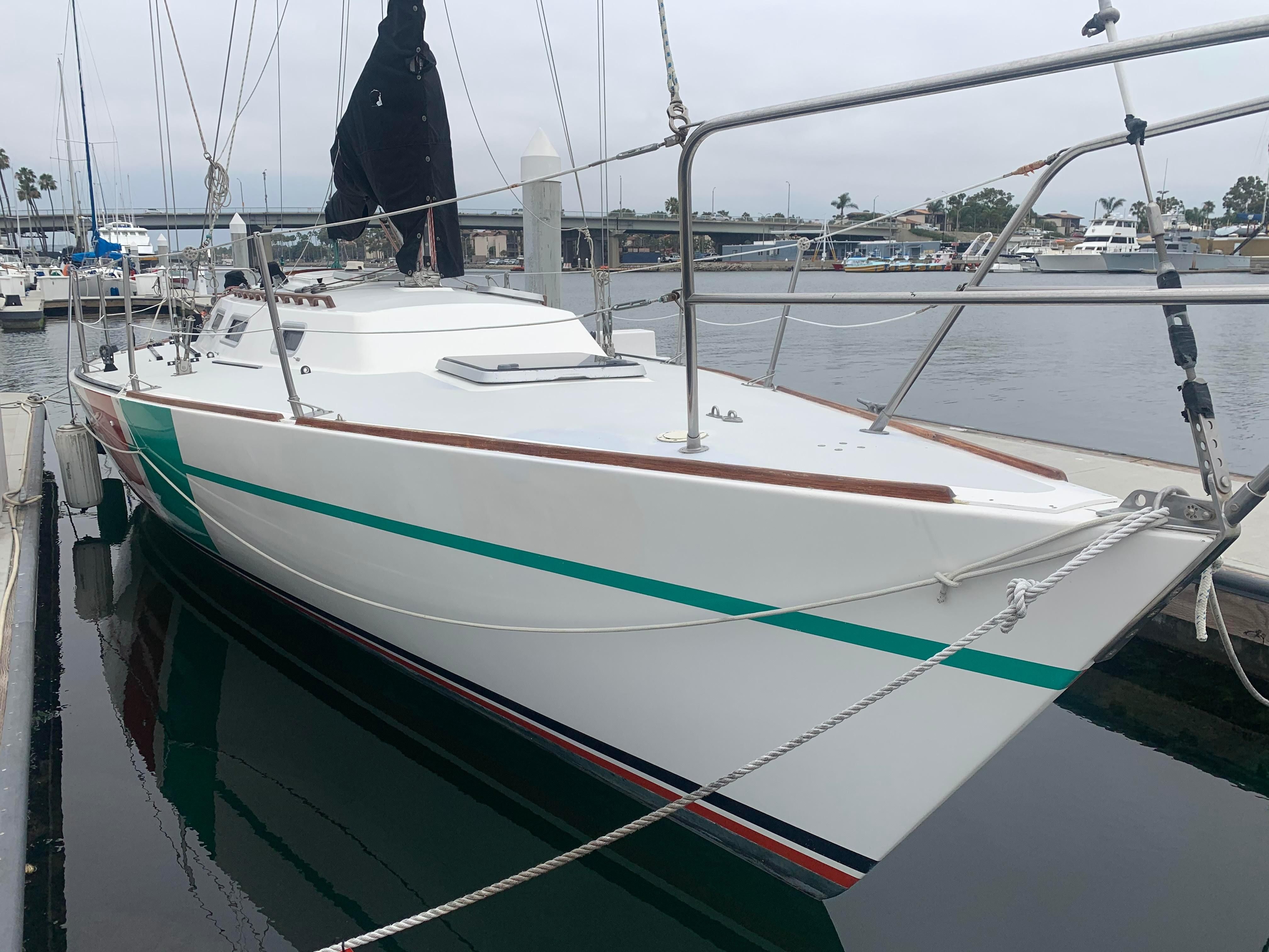 j35 yacht specifications