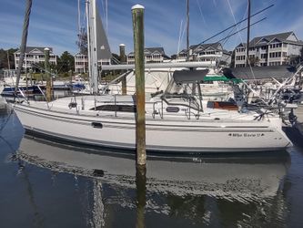 35' Catalina 2017