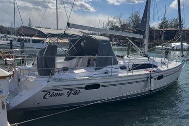 35' Catalina 2022