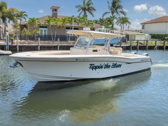 33' Grady-white 2010