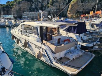 33' Sealine 2018