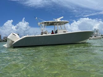 32' Cobia 2019