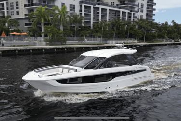 32' Galeon 2022