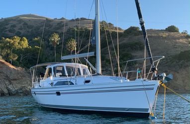 35' Catalina 2018