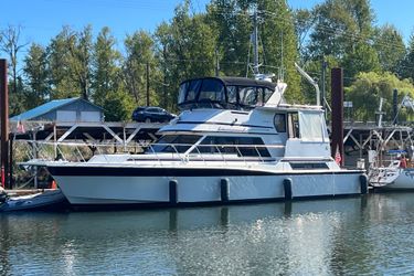 48' Camargue 1989 Yacht For Sale