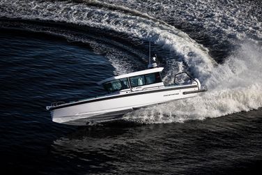 Axopar 28 Cabin BRABUS Trim WetBar