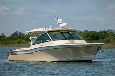 37' Grady-white 2015