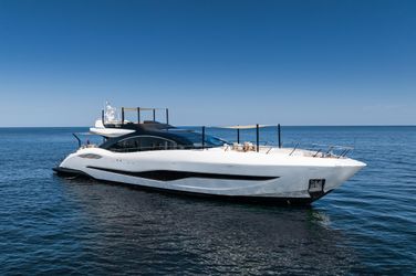 104' Mangusta 2023