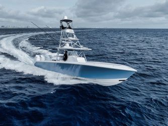 41' Bahama 2010