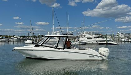 32' Boston Whaler 2006 Yacht For Sale