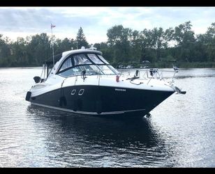 33' Sea Ray 2010