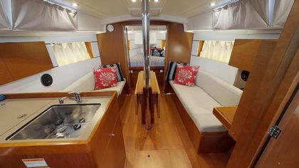 34' Beneteau 2018