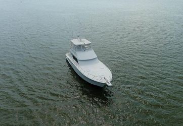 55' Hatteras 2001