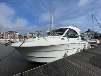 Beneteau Antares 8